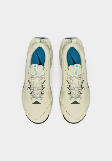 Беговые кроссовки