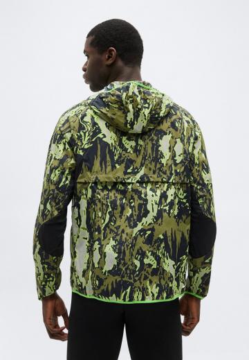 Спортивная куртка