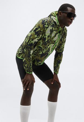 Спортивная куртка