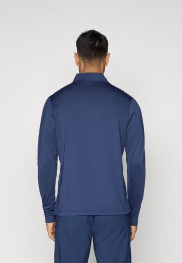 Спортивная кофта