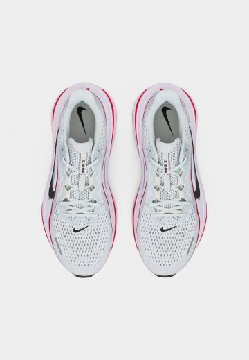 Беговые кроссовки