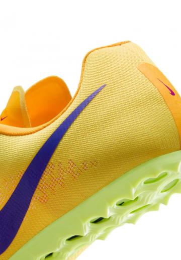 Беговые кроссовки