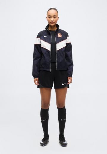 Спортивная куртка