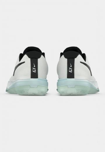 Баскетбольные кроссовки