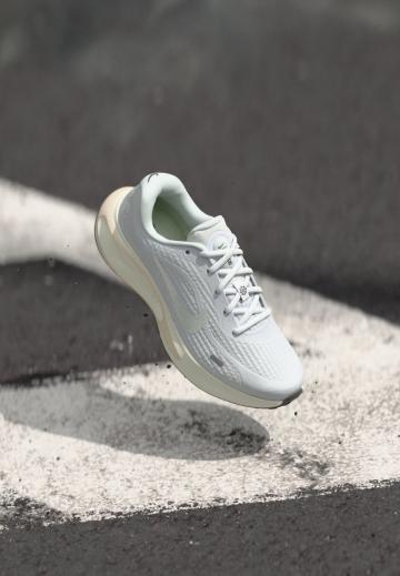 Гандбольные кроссовки