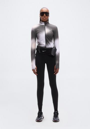 Спортивная куртка