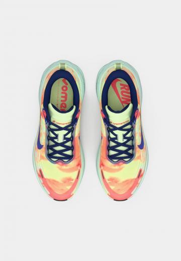 Беговые кроссовки