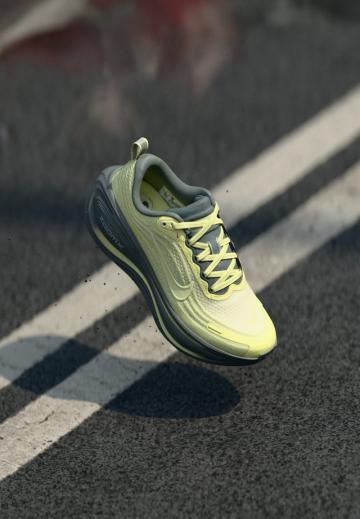 Беговые кроссовки