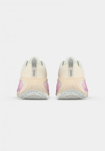 Беговые кроссовки