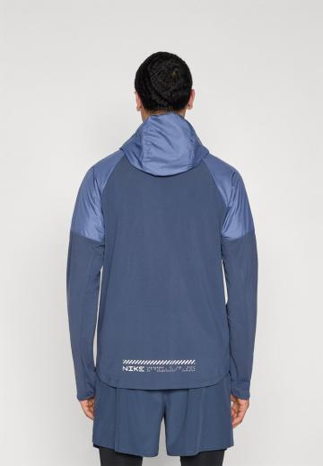 Куртка-дождевик