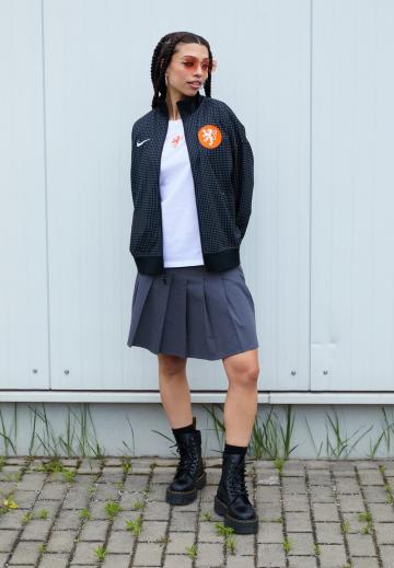 Спортивная куртка