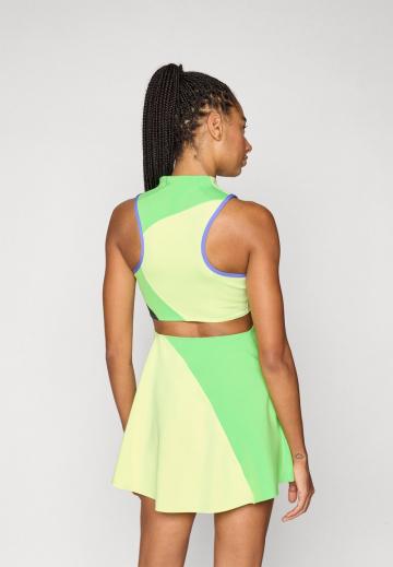 Спортивное платье