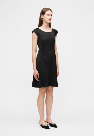 Платье футляр