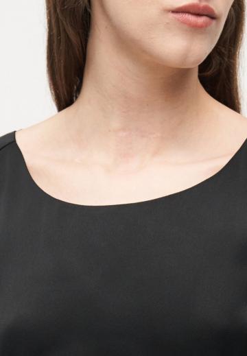 Платье футляр