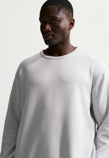 Спортивная кофта