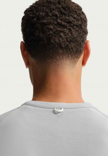 Спортивная кофта