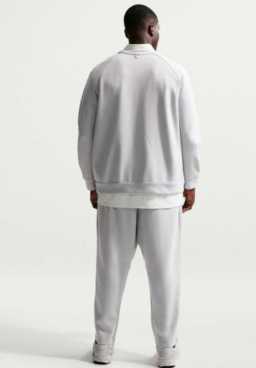 Спортивная кофта