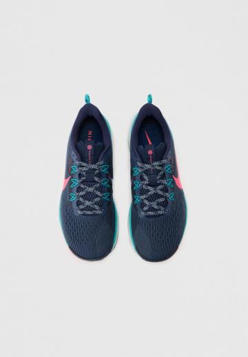 Беговые кроссовки