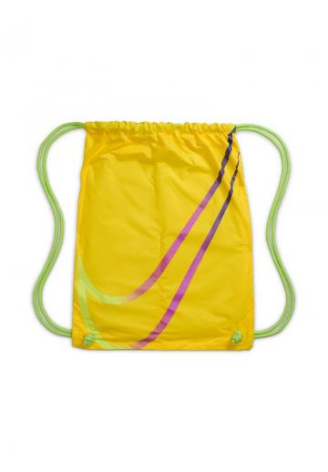 Беговые кроссовки