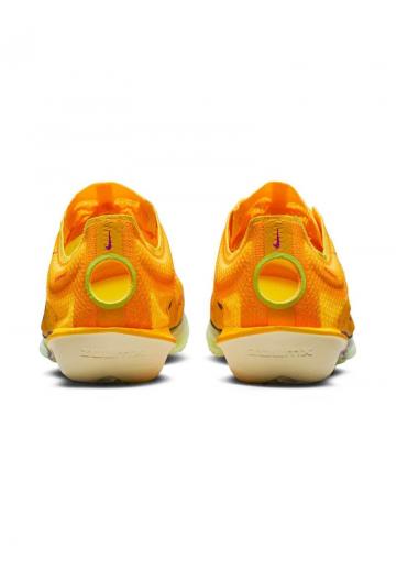 Беговые кроссовки