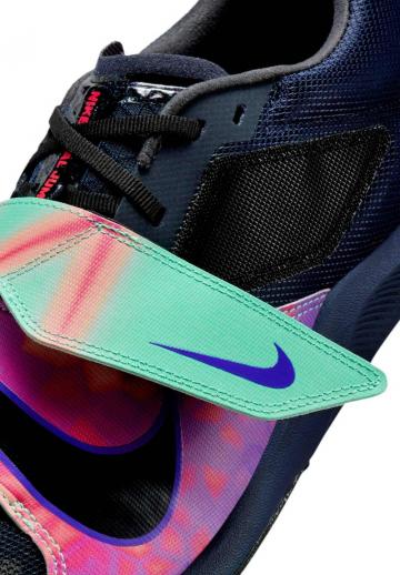 Беговые кроссовки