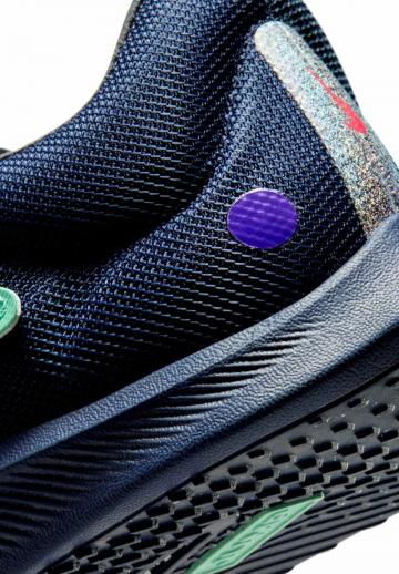 Беговые кроссовки