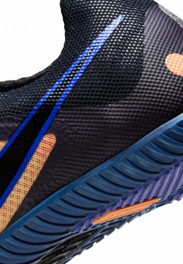 Беговые кроссовки