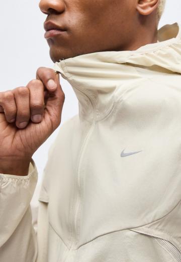 Куртка-дождевик