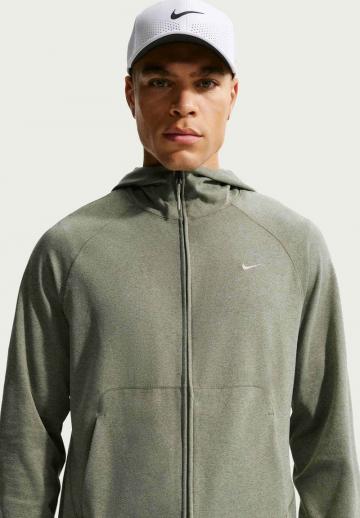 Спортивная кофта