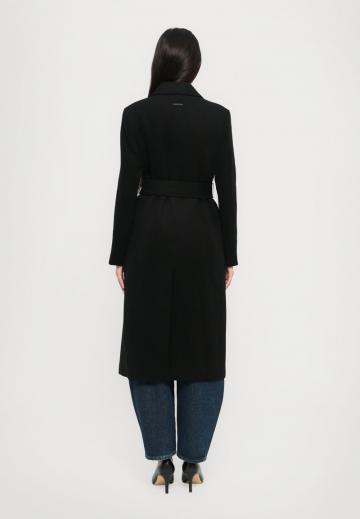 Шерстяное пальто