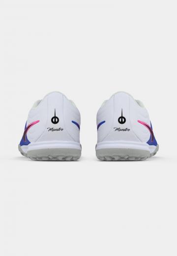 Футбольные бутсы