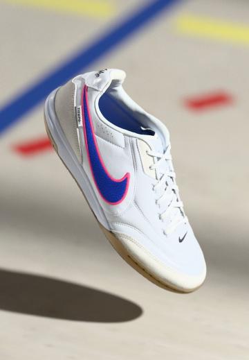 Гандбольные кроссовки