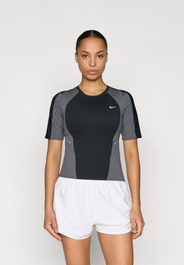 Спортивная майка