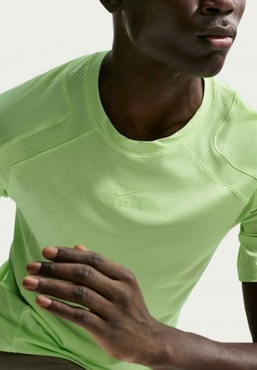 Спортивная майка