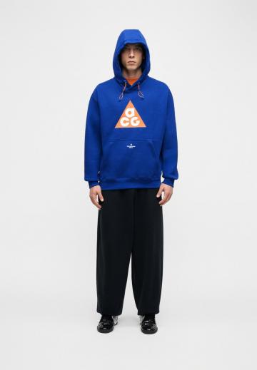 Спортивная кофта