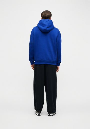 Спортивная кофта