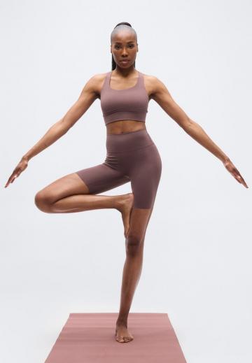 Спортивный бюстгальтер