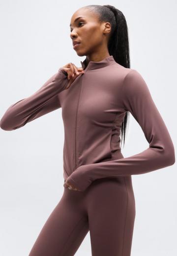 Спортивная куртка