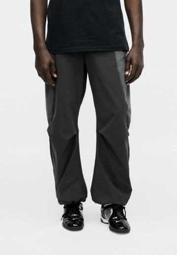 Спортивные штаны