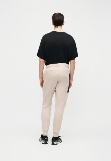 Спортивные штаны