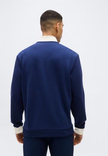 Спортивная кофта