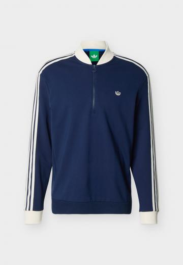 Спортивная кофта