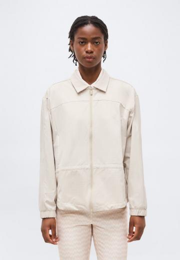 Спортивная куртка