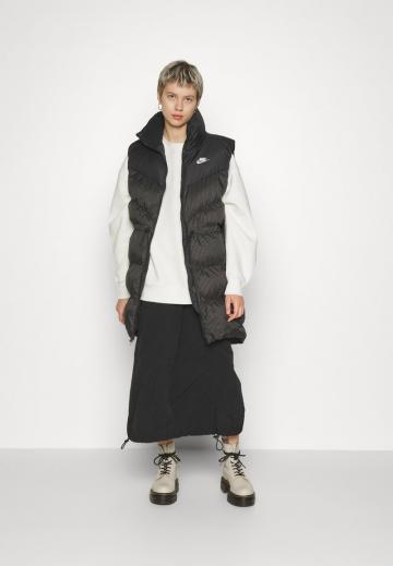 Пуховой жилет