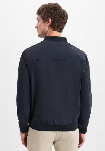 Куртка бомбер