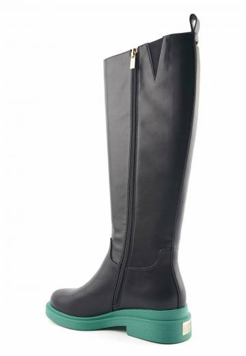 Широкие сапоги