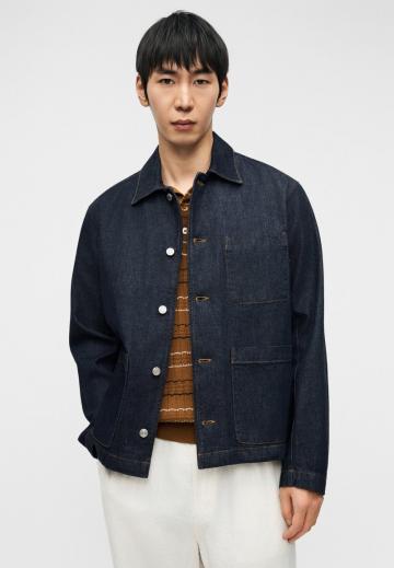 Джинсовая куртка