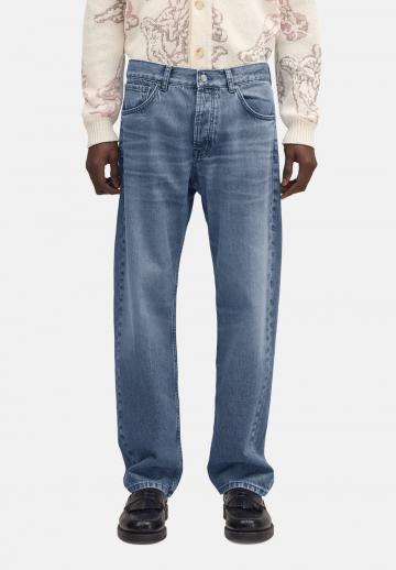 Прямые джинсы