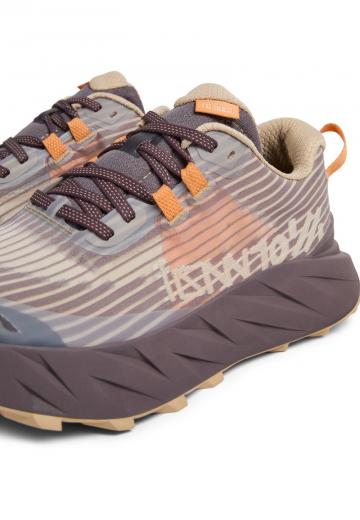 Беговые кроссовки