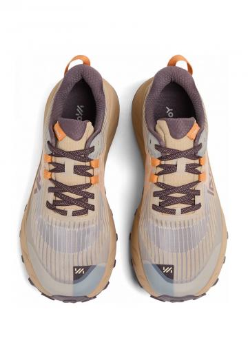 Беговые кроссовки